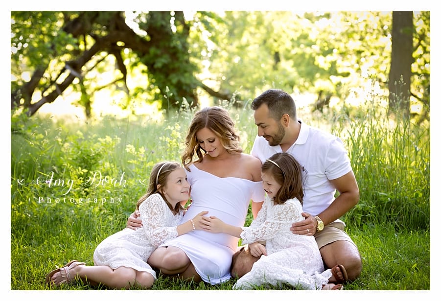 8 Tips to Choose the Best Outfits for Family Pictures Without Going Broke -  Kristen Hewitt